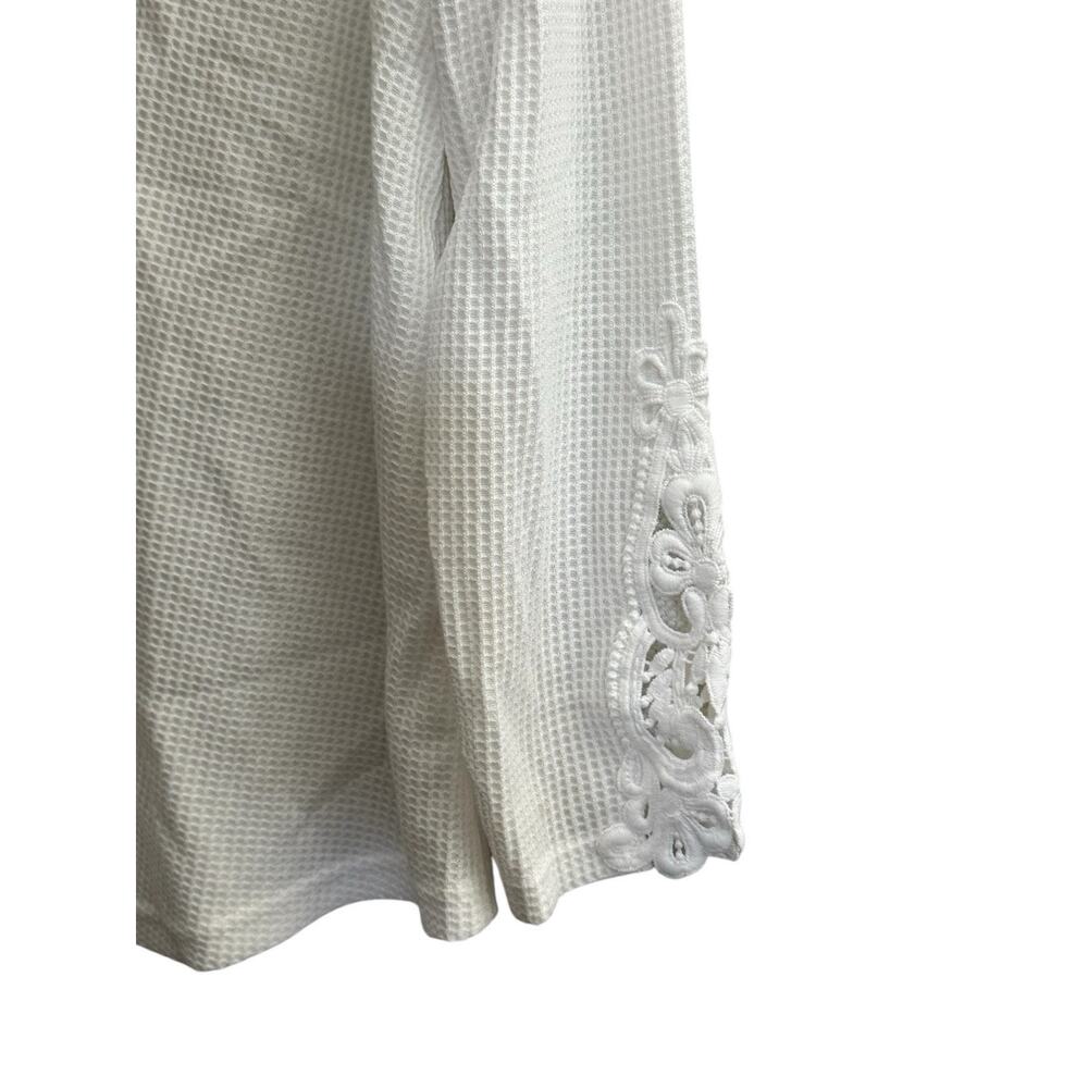 NWT BloomChic Shirt Size 14 16 White Thermal Waffle Top Crochet Trim #4165 - Picture 5 of 14